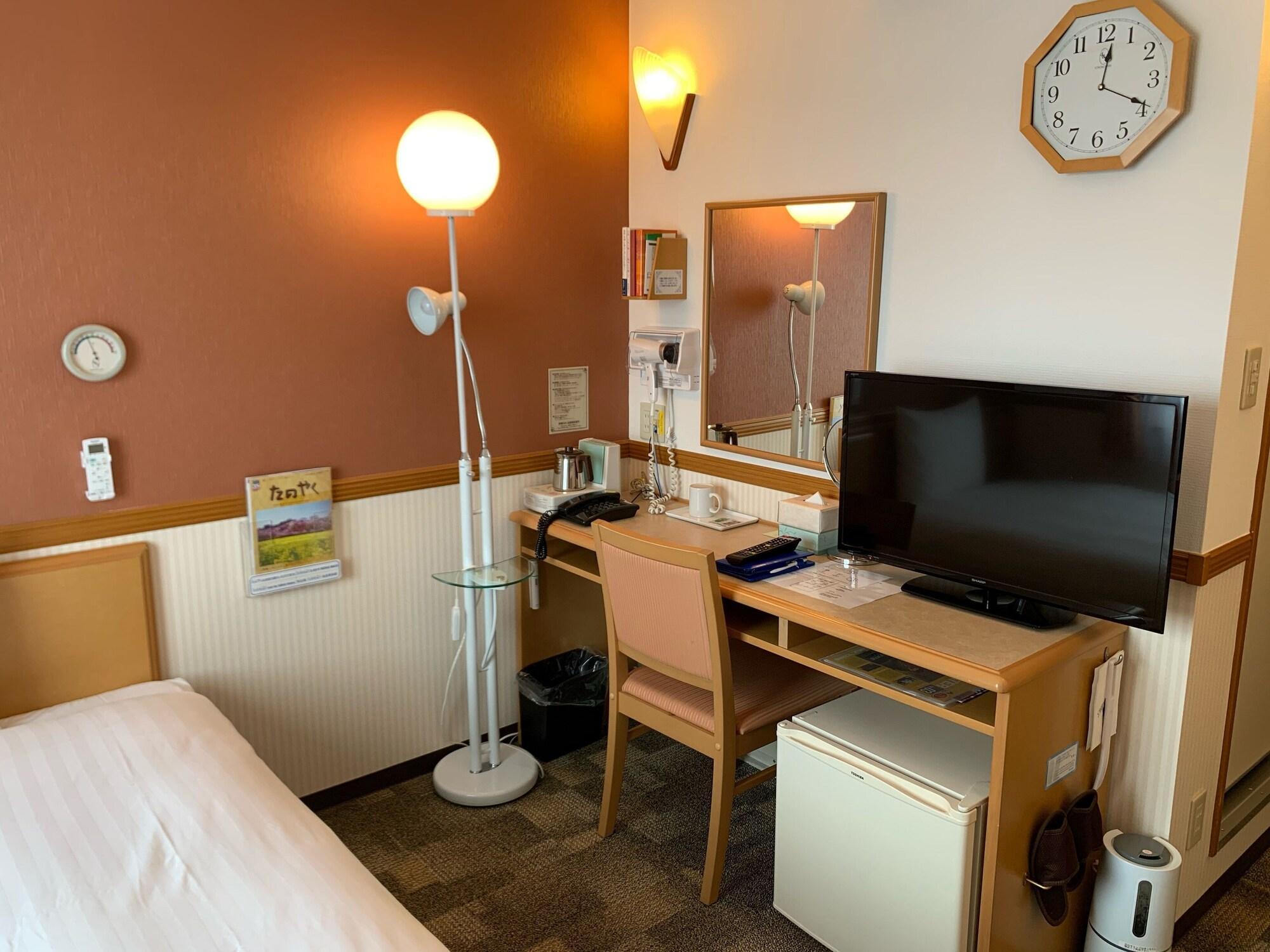 Toyoko Inn Hokkaido Hakodate Ekimae Asaichi Exterior photo