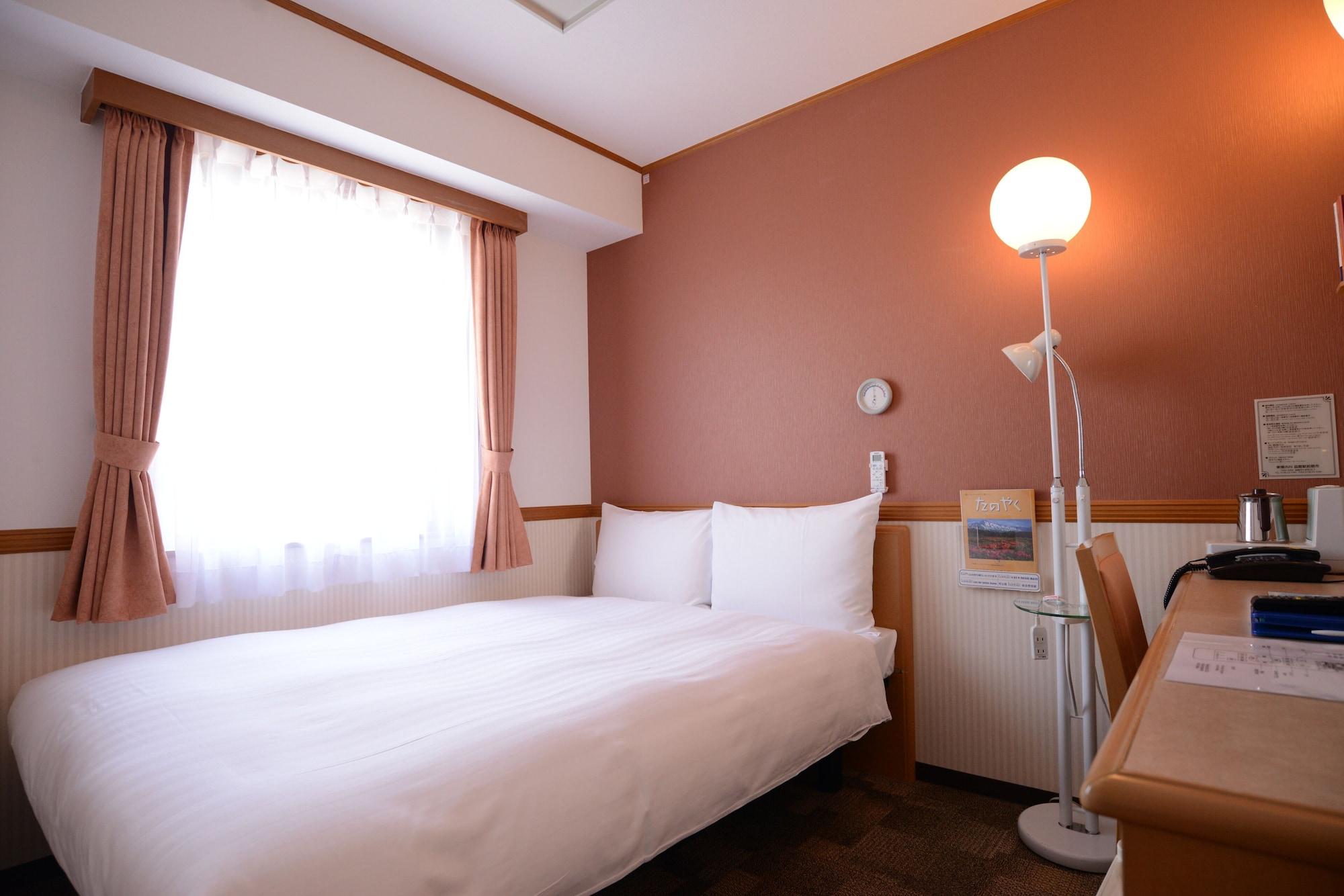Toyoko Inn Hokkaido Hakodate Ekimae Asaichi Exterior photo