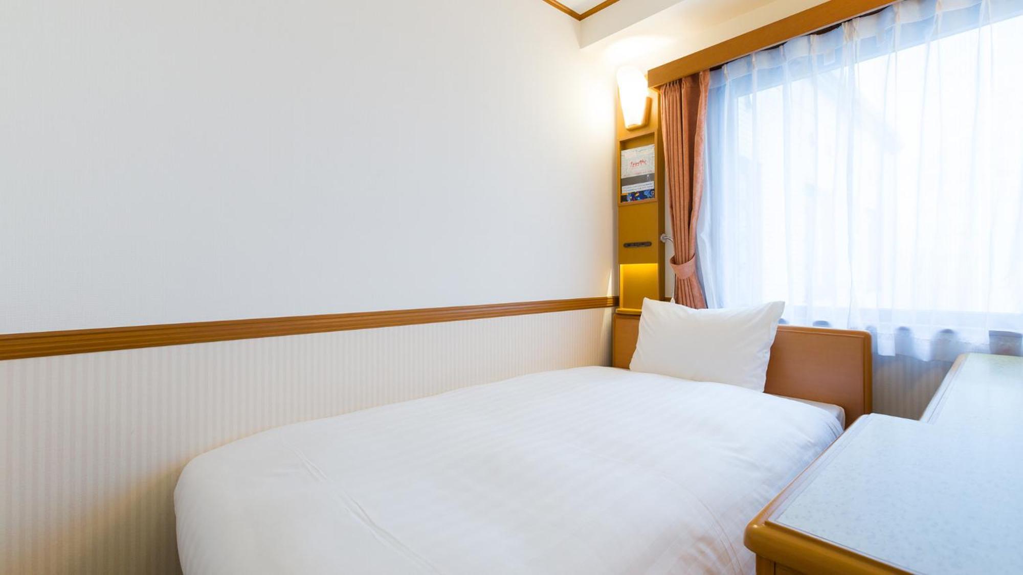Toyoko Inn Hokkaido Hakodate Ekimae Asaichi Exterior photo